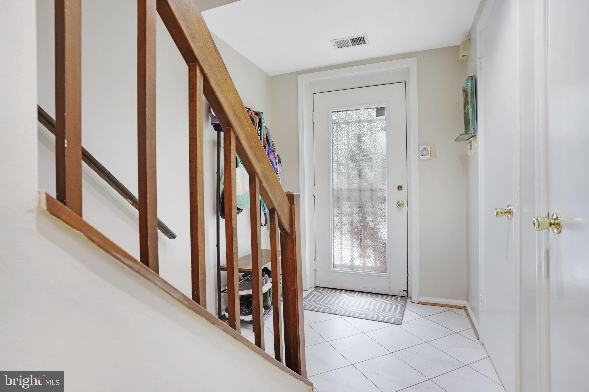 MOUNT PLEASANT - Residential Lease