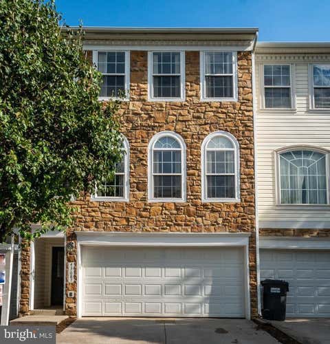 Townhouse For Rent - 43687 Phelps Terrace<br/> ASHBURN, VA 20147