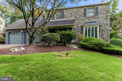 Homes For Sale - 140 Justice Drive<br/> NEWTOWN, PA 18940