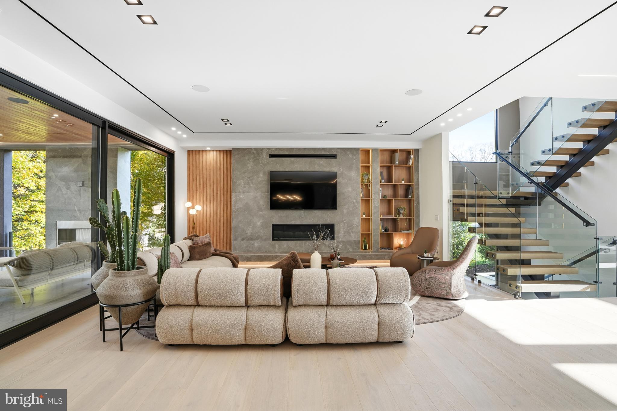 THE TRAILS - Residential