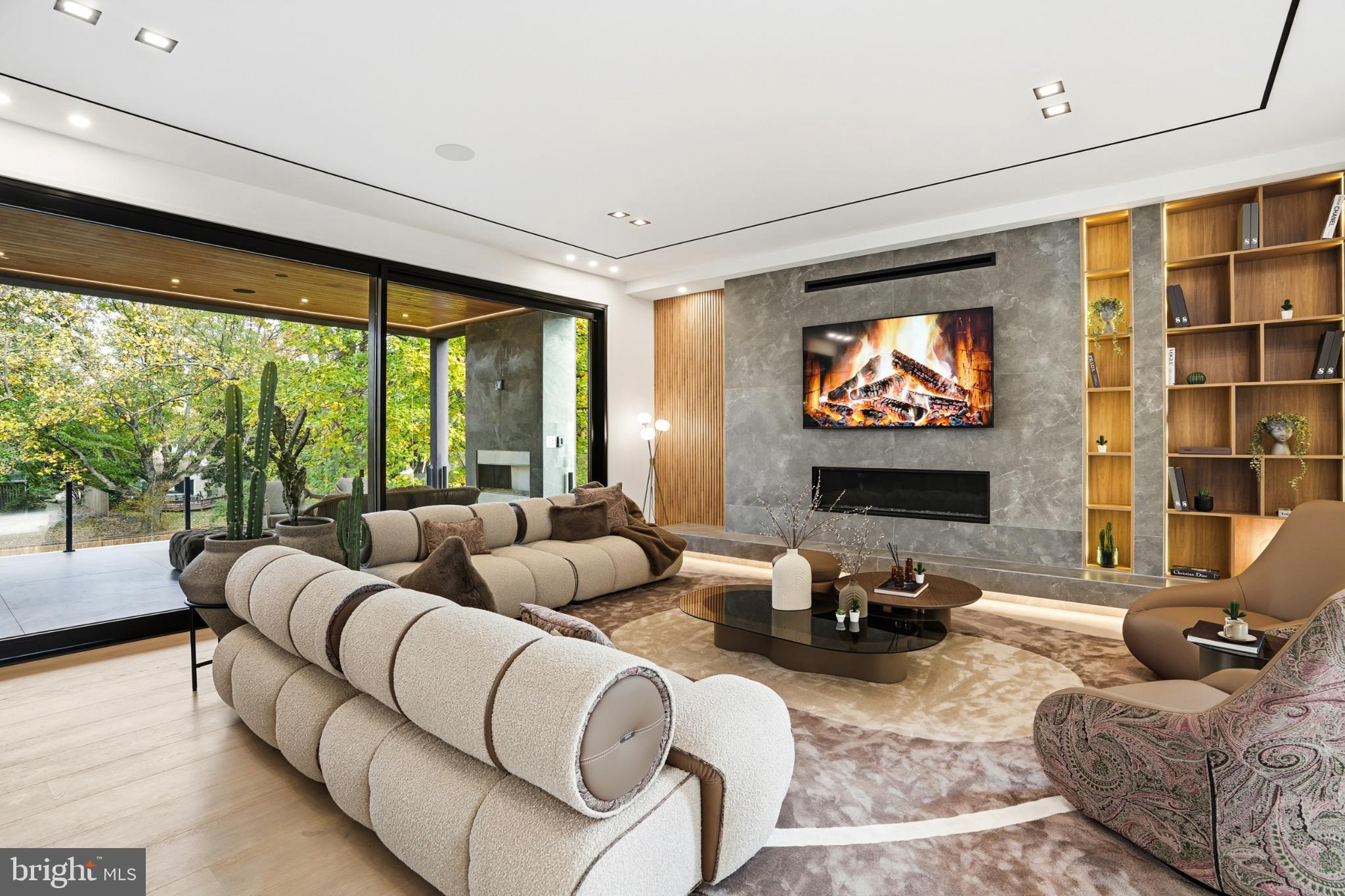 THE TRAILS - Residential