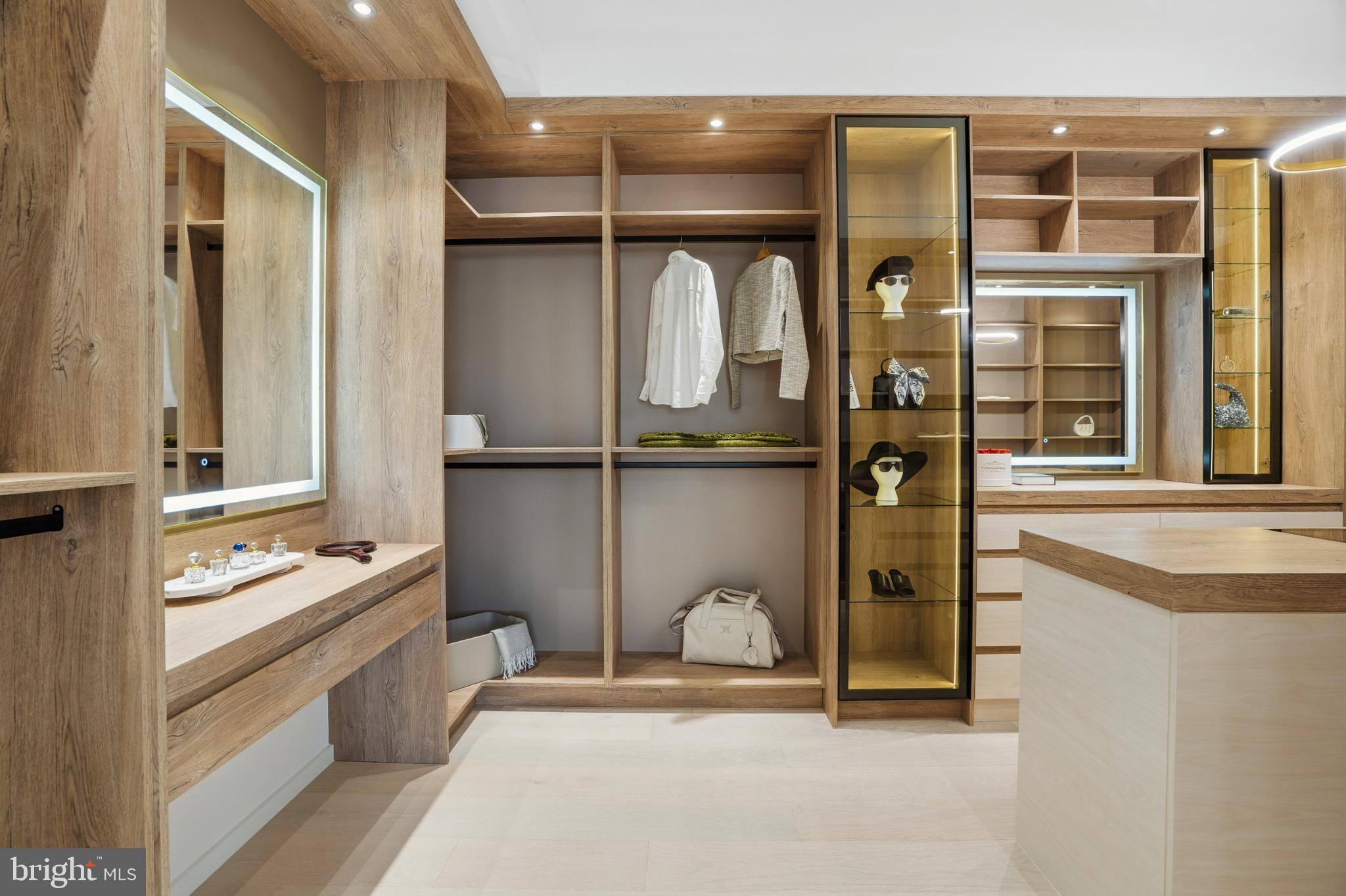 THE TRAILS - Residential