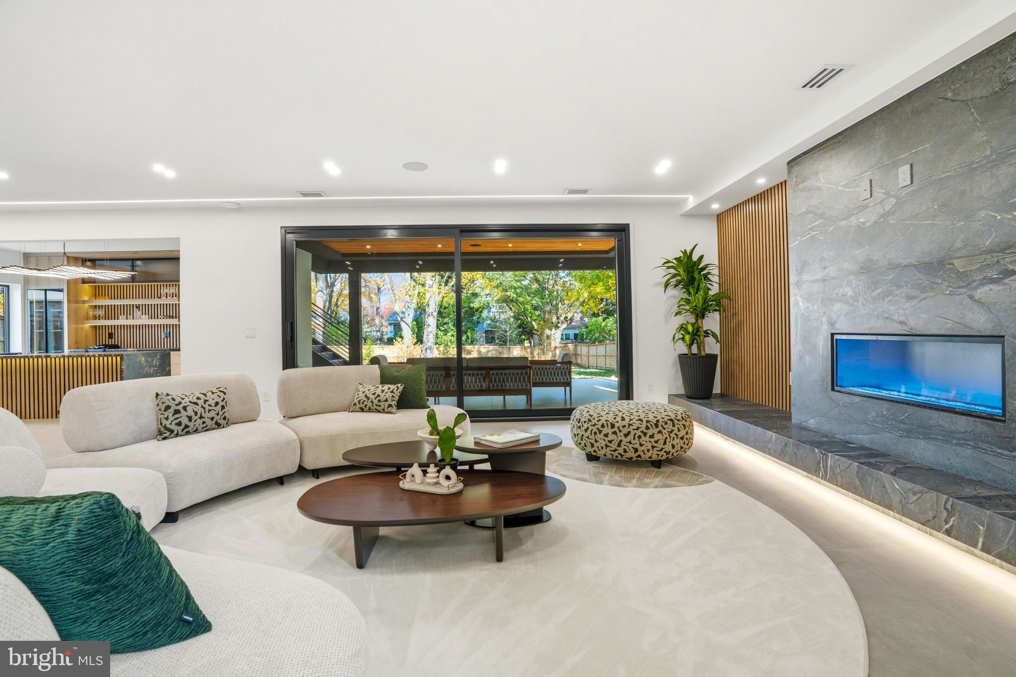 THE TRAILS - Residential