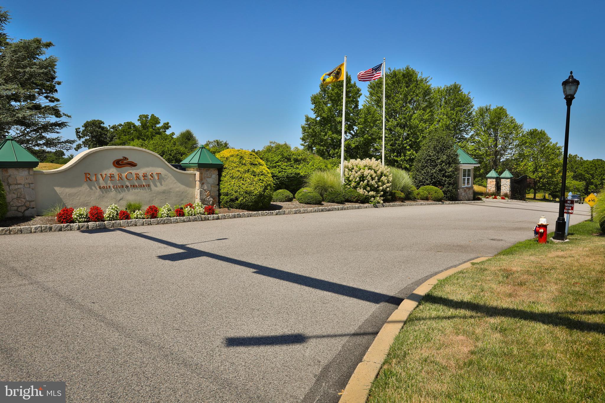 RIVERCREST - Residential