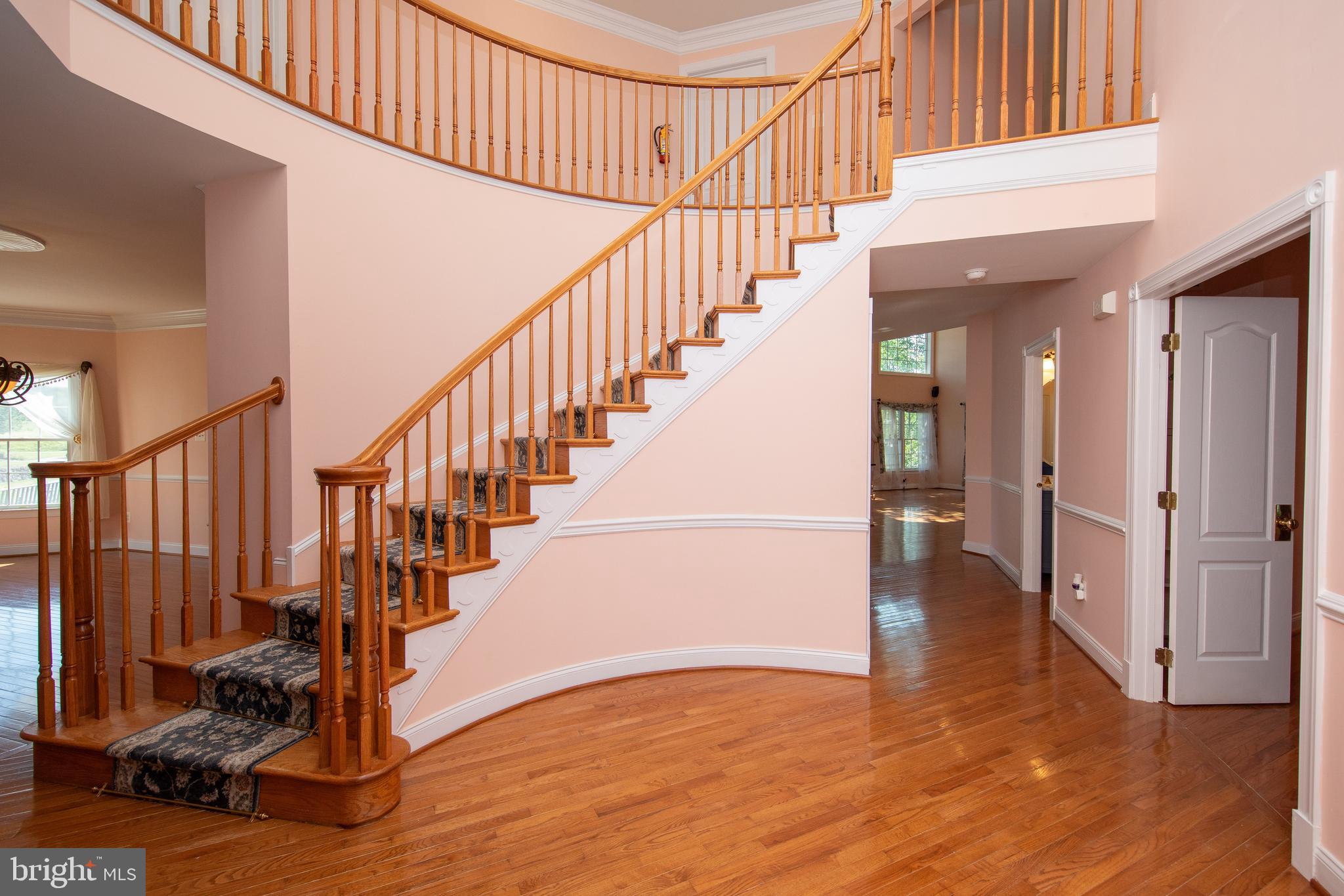 RIVERCREST - Residential