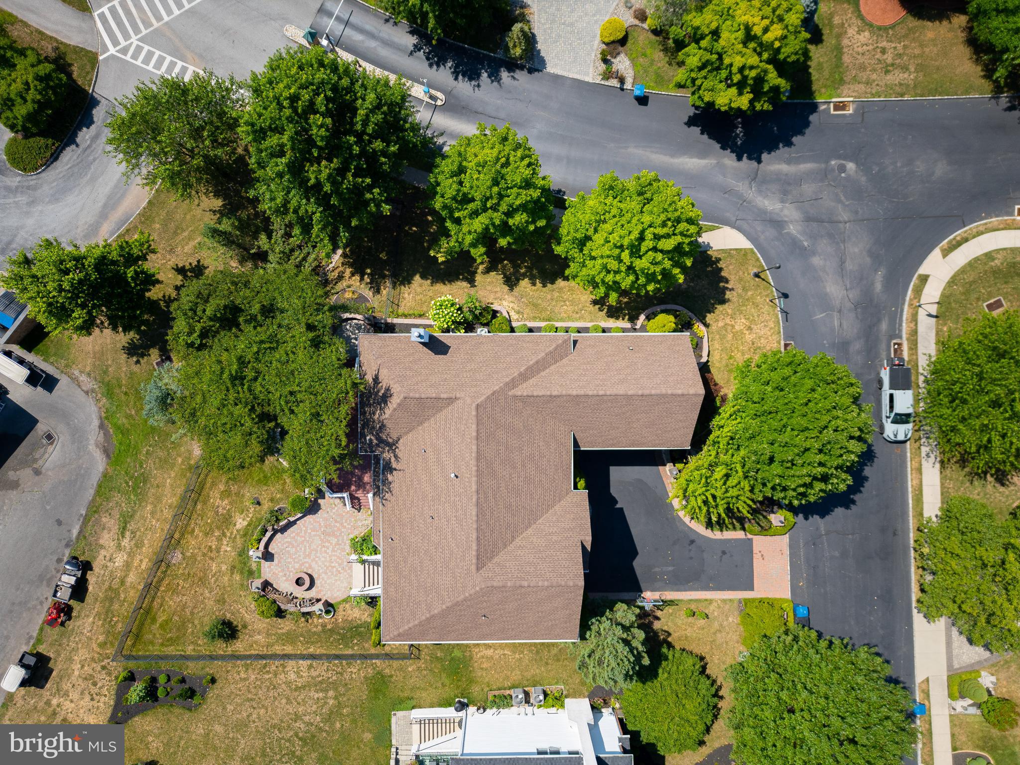 RIVERCREST - Residential