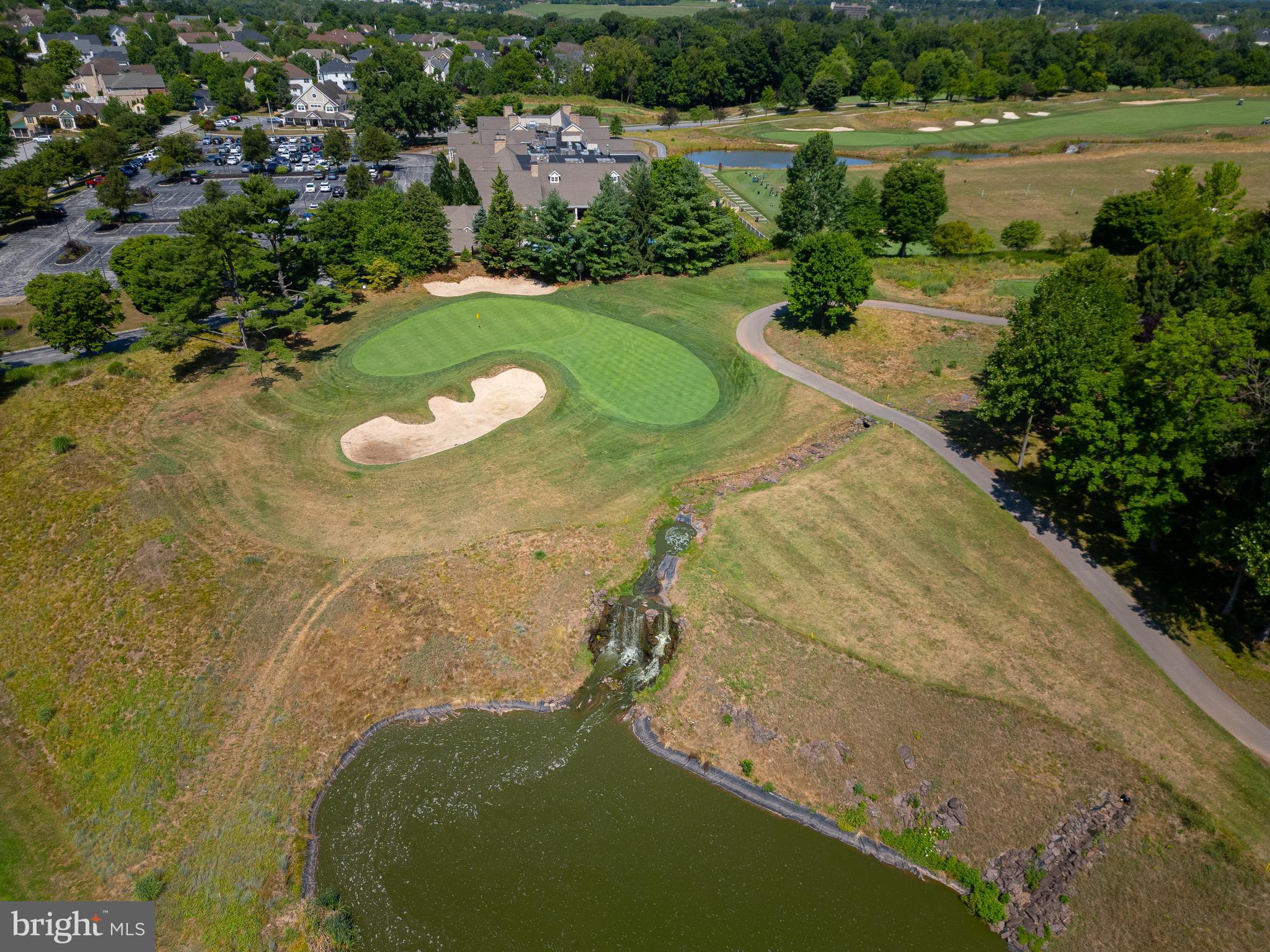 RIVERCREST - Residential