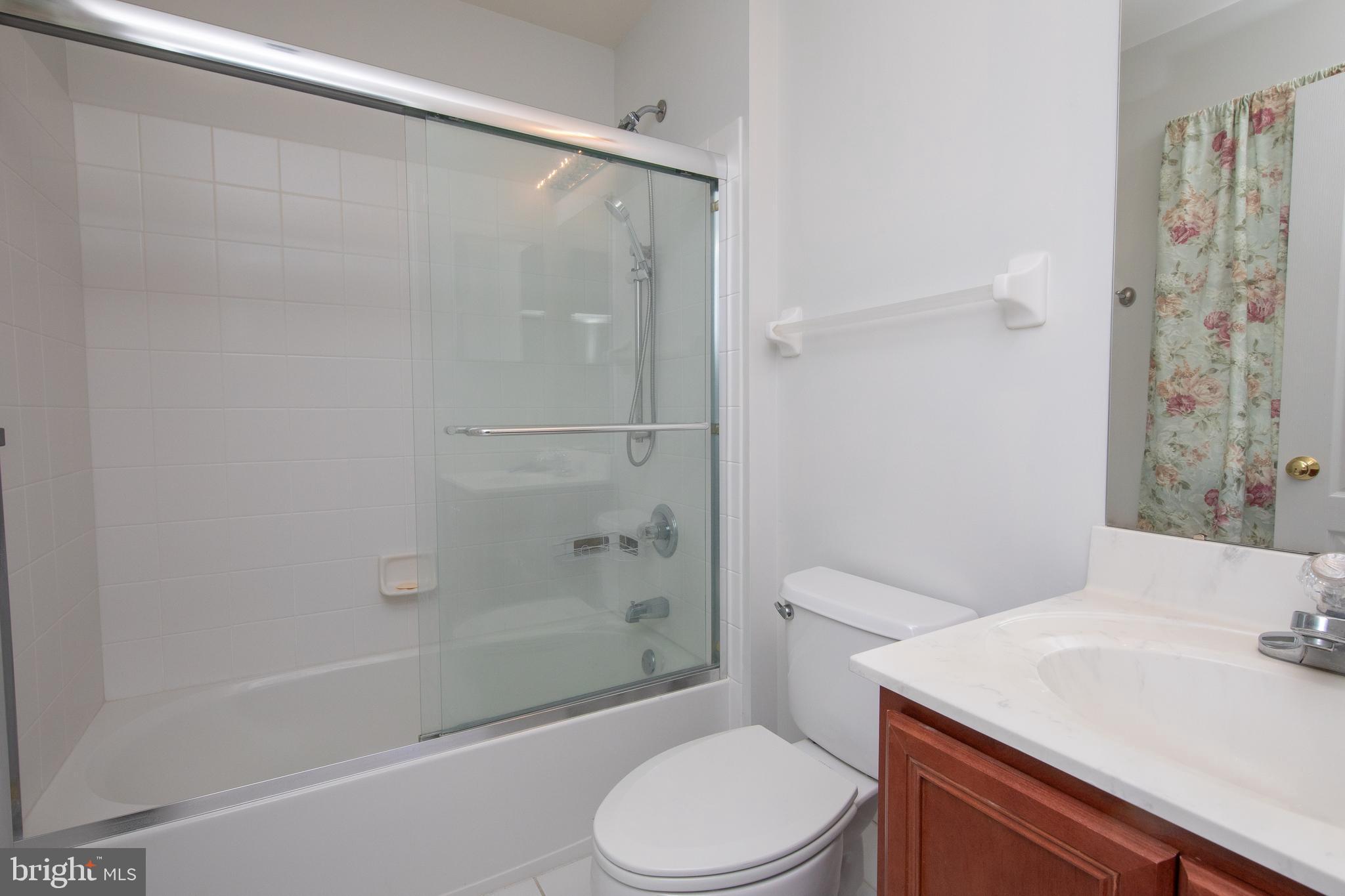 RIVERCREST - Residential