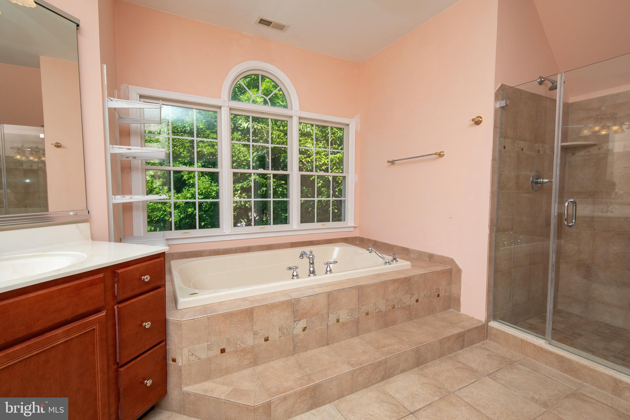 RIVERCREST - Residential