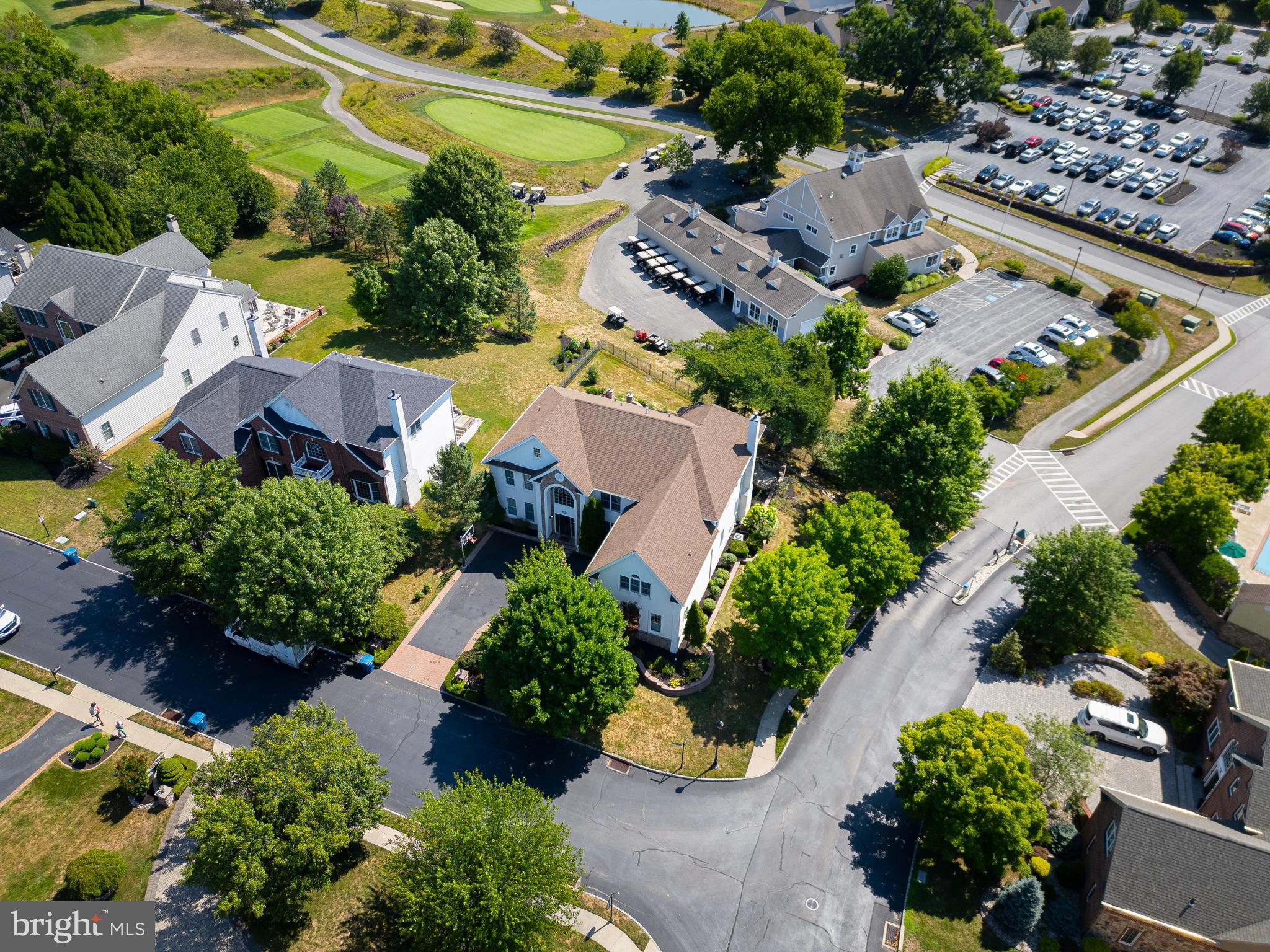 RIVERCREST - Residential