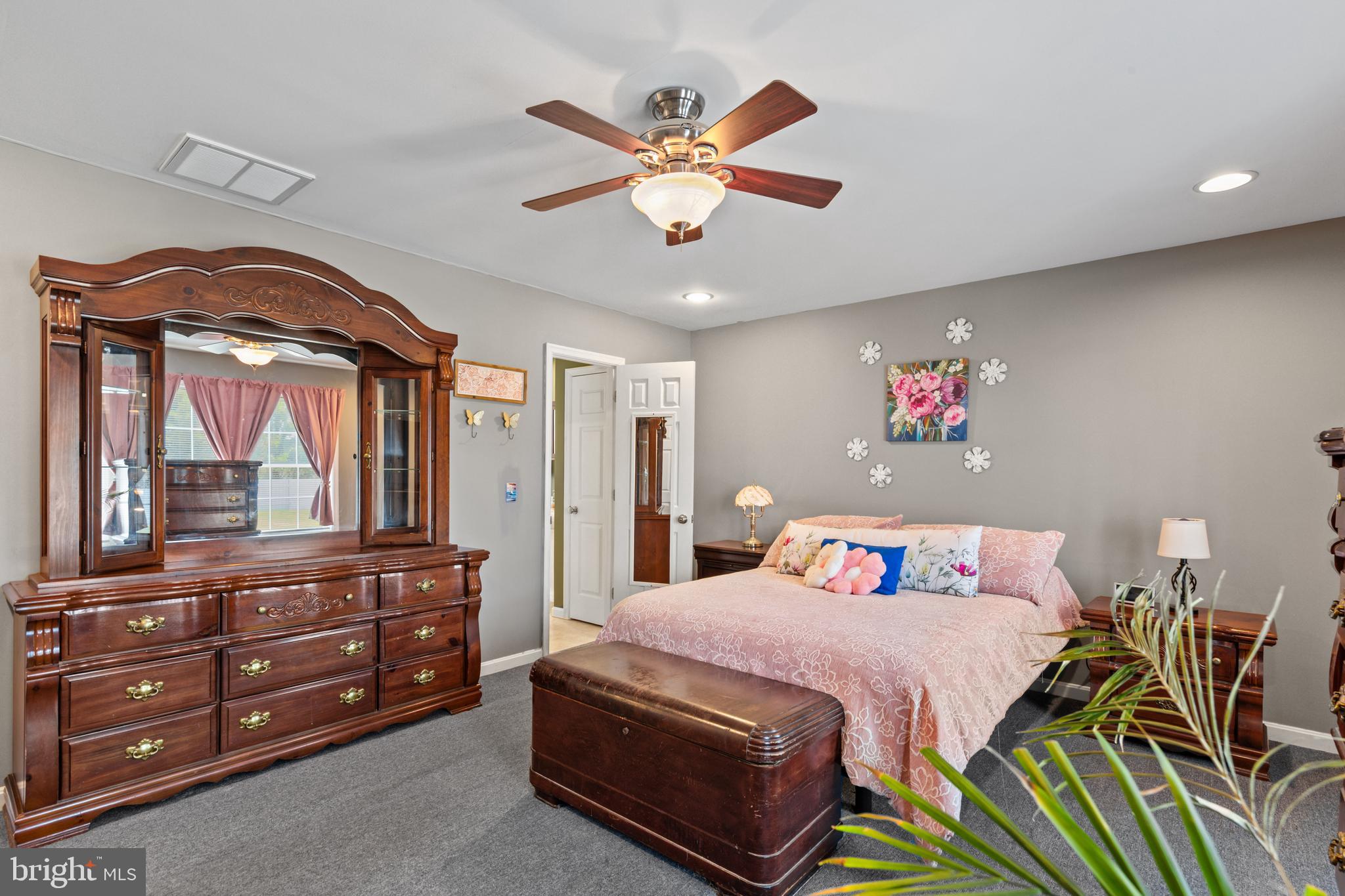 TUSSOCK ESTATES - Residential