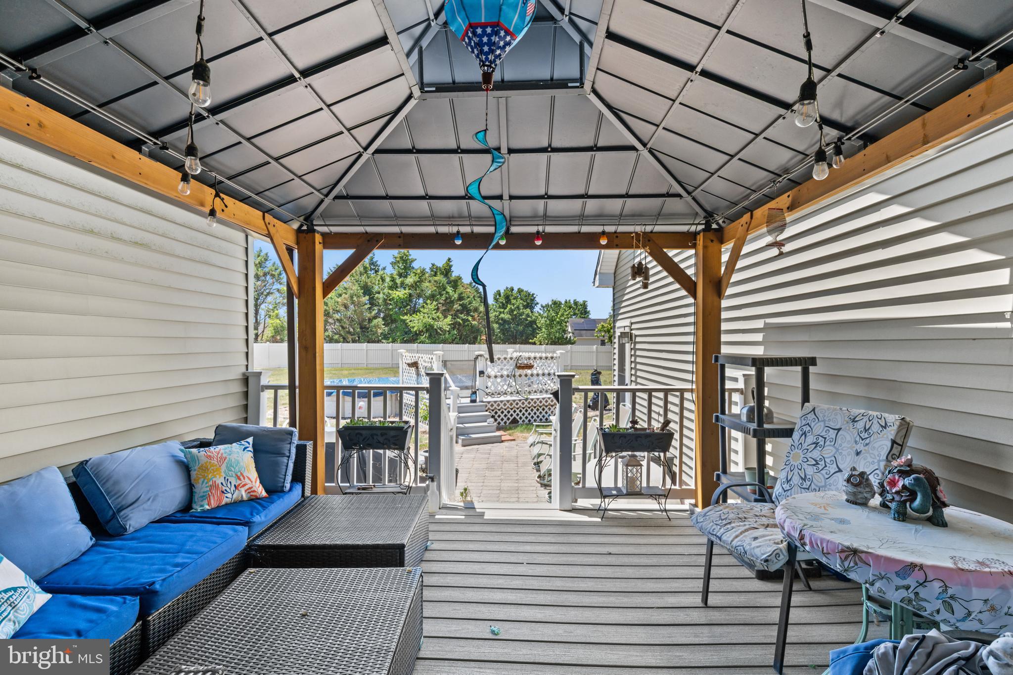 TUSSOCK ESTATES - Residential