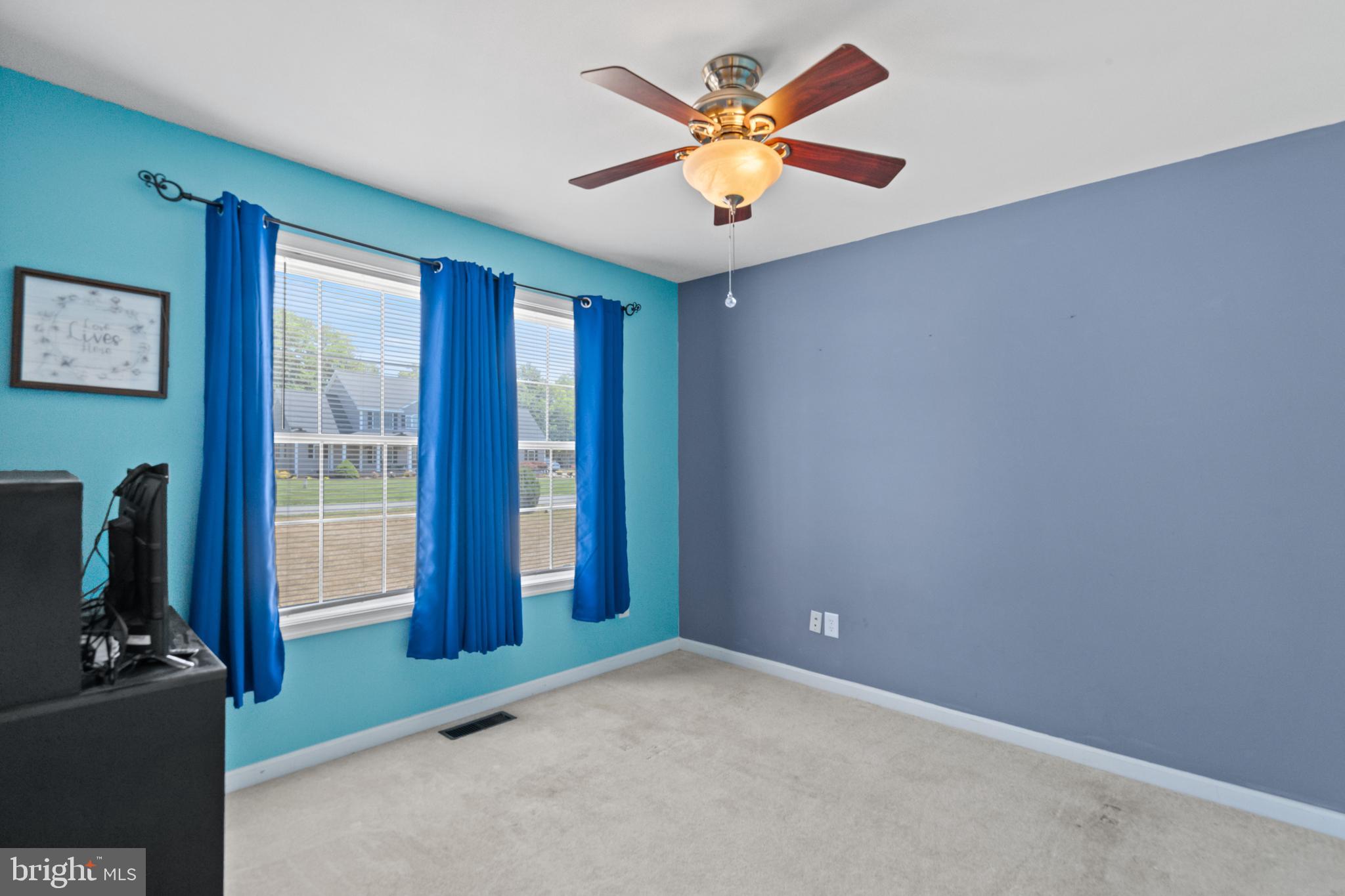 TUSSOCK ESTATES - Residential