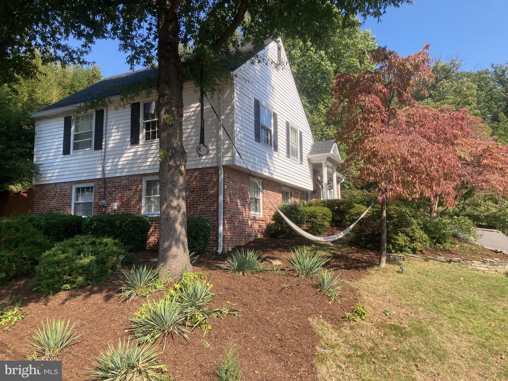 AURORA HILLS - Residential