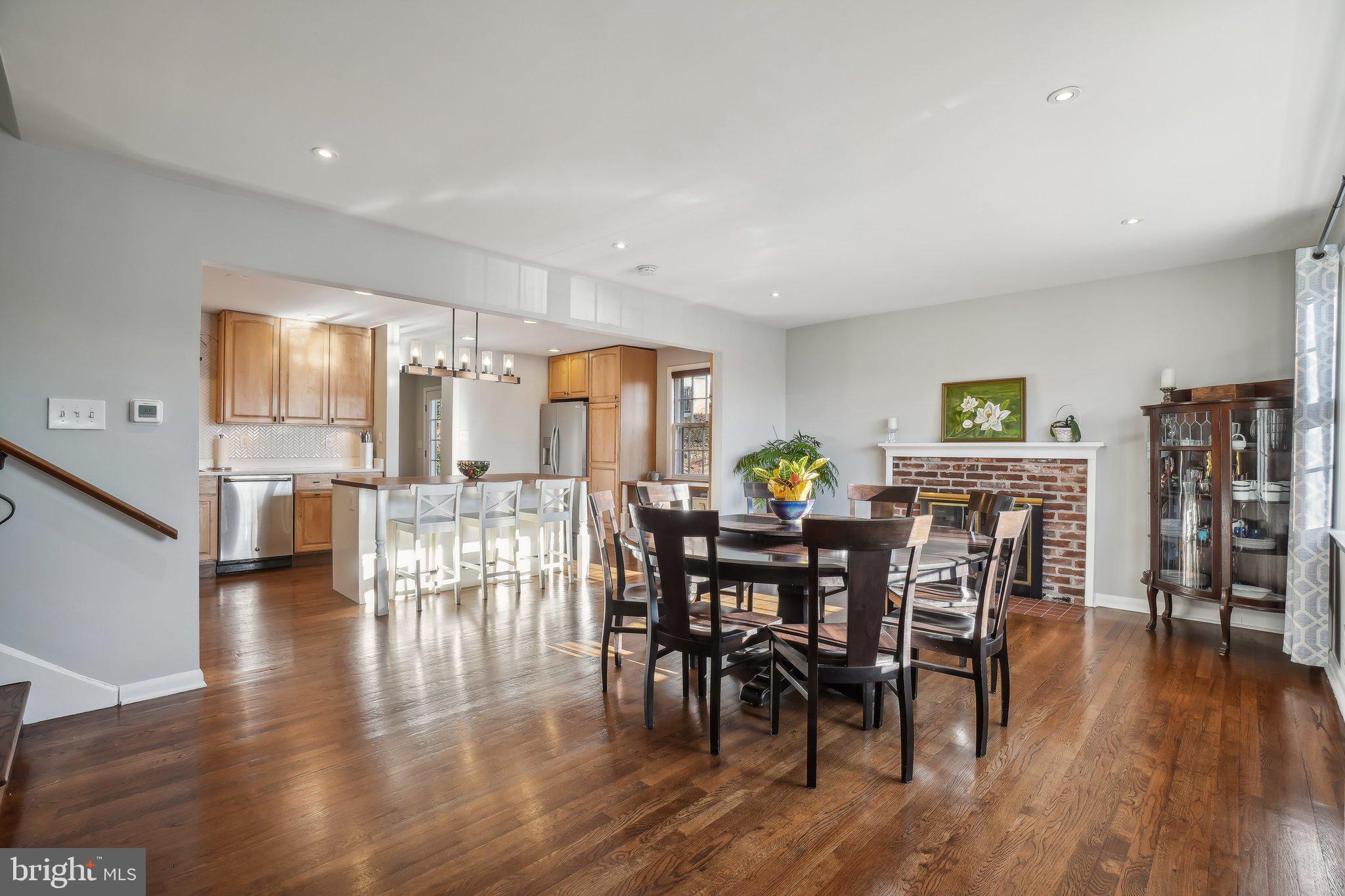 AURORA HILLS - Residential