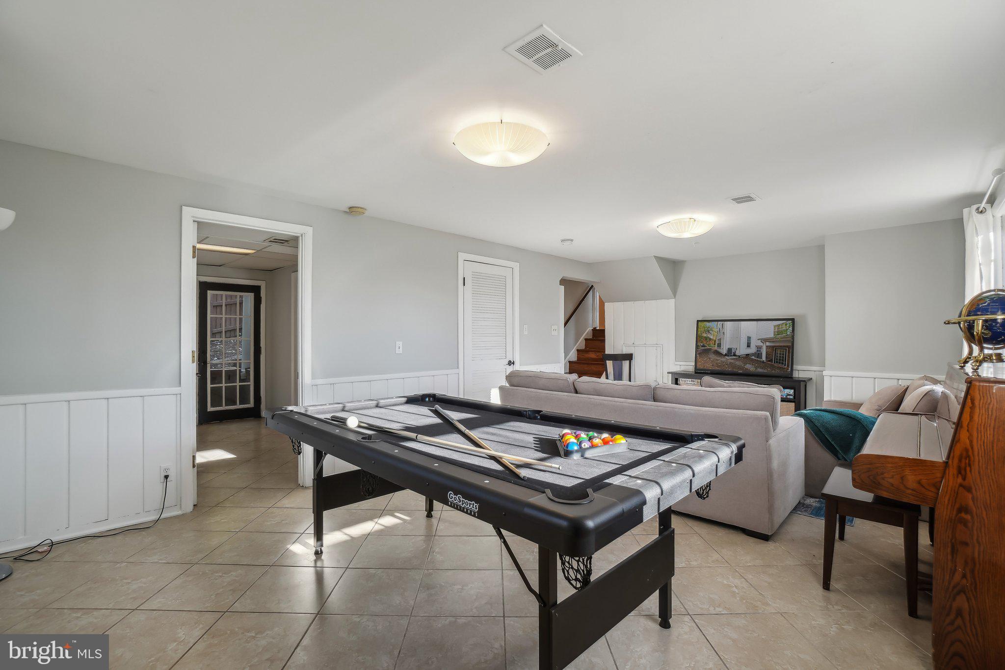 AURORA HILLS - Residential