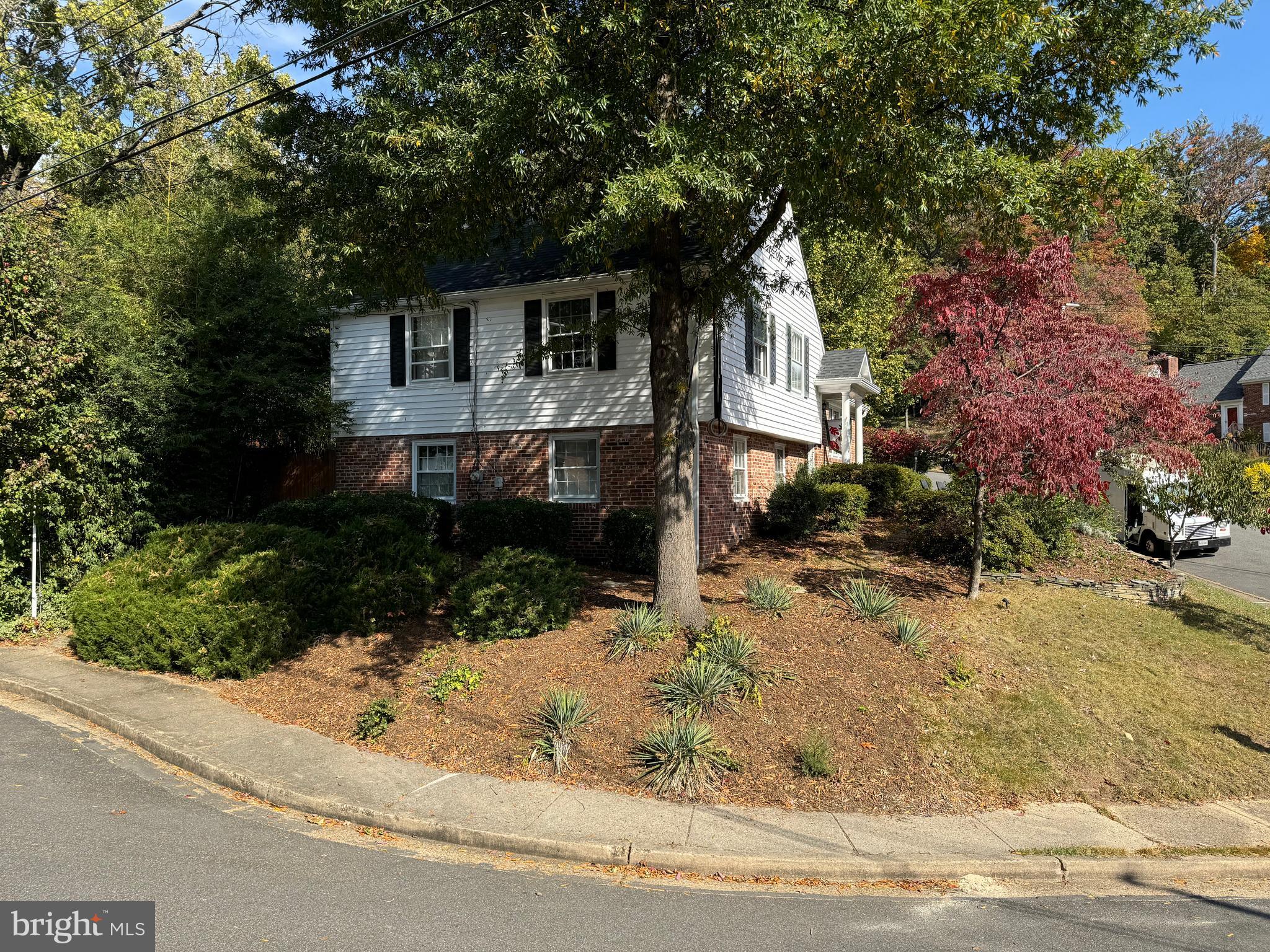 AURORA HILLS - Residential