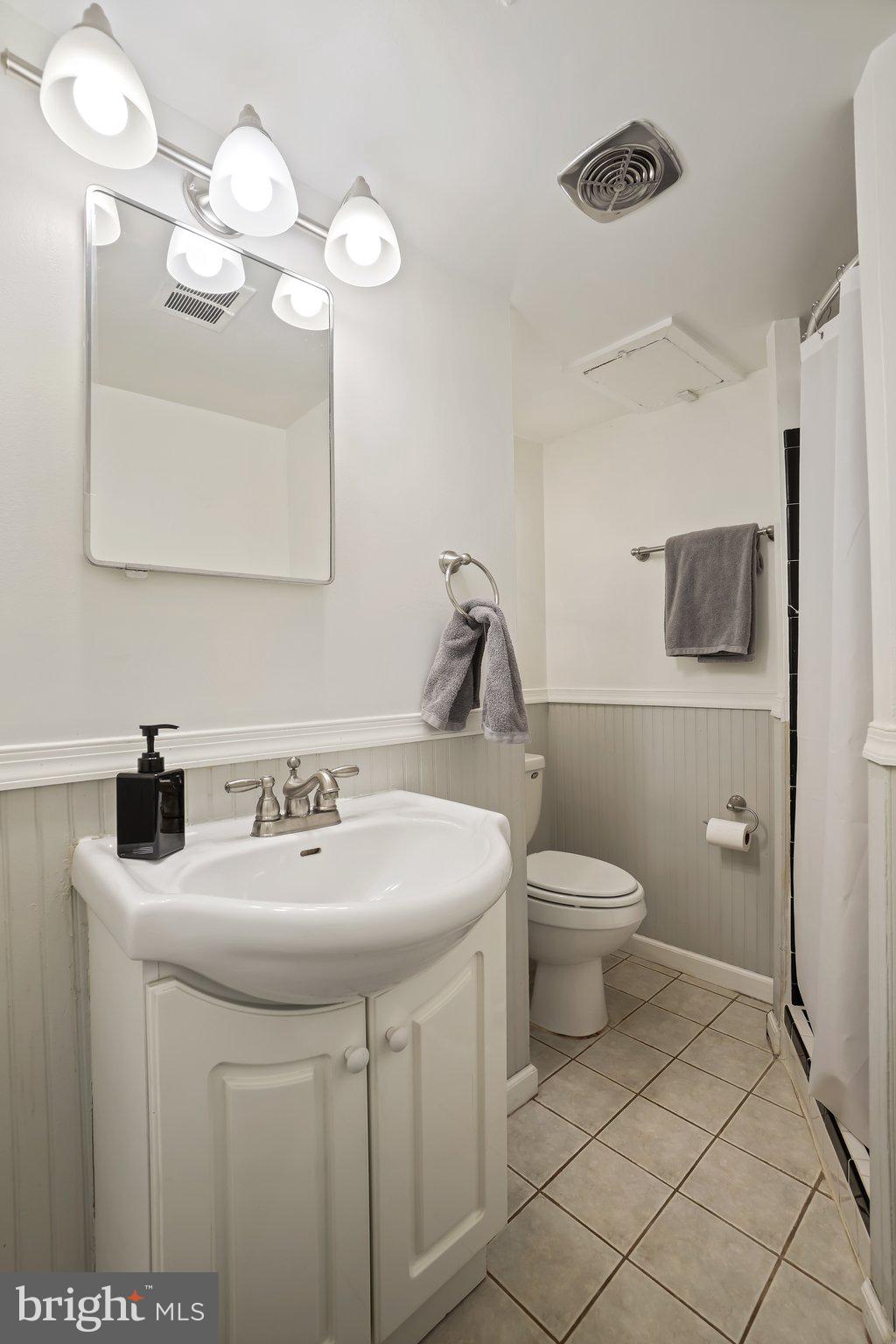 AURORA HILLS - Residential