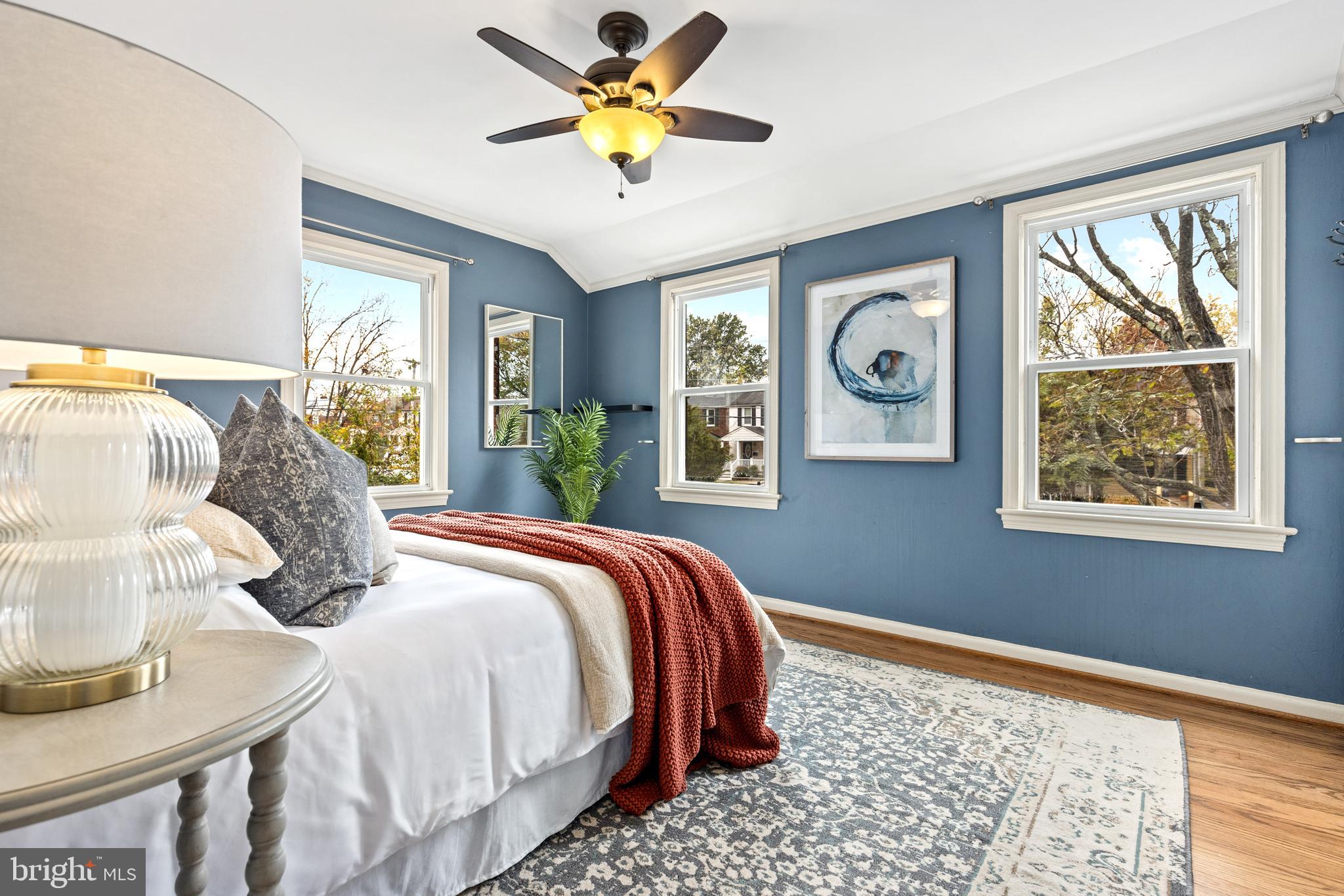 JEFFERSON MANOR - Residential