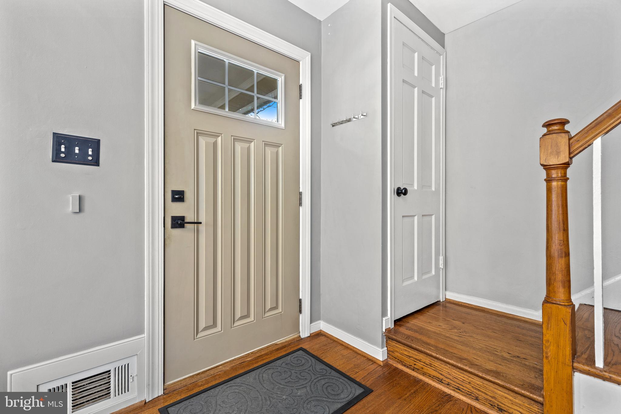 JEFFERSON MANOR - Residential