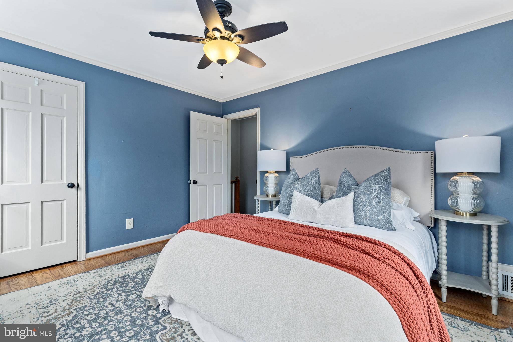 JEFFERSON MANOR - Residential