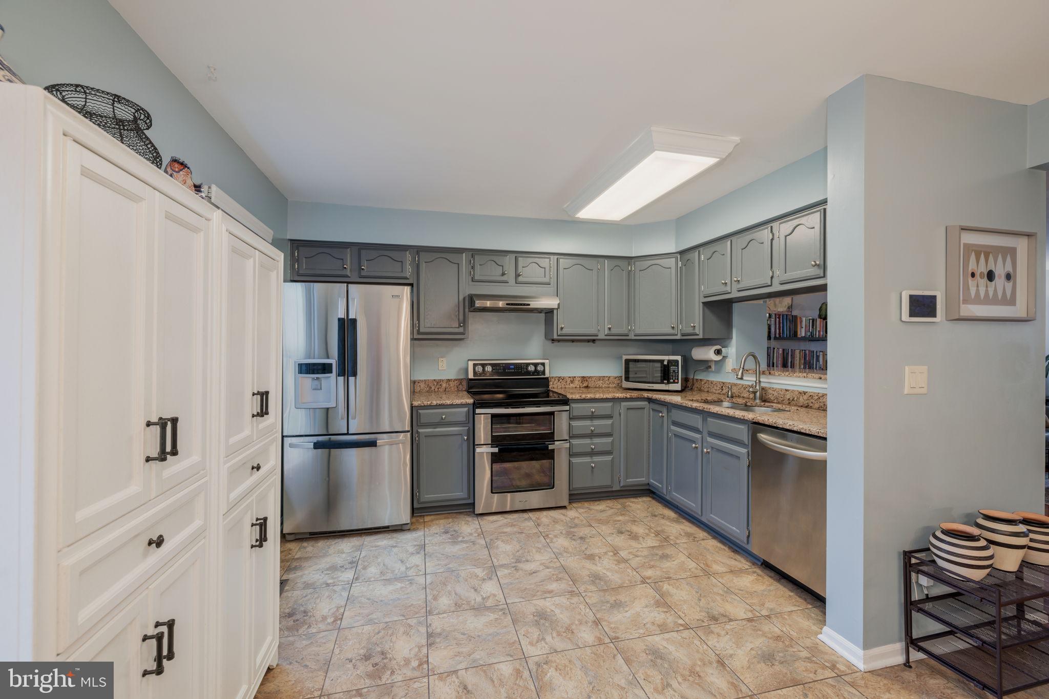 MANCHESTER LAKES - Residential