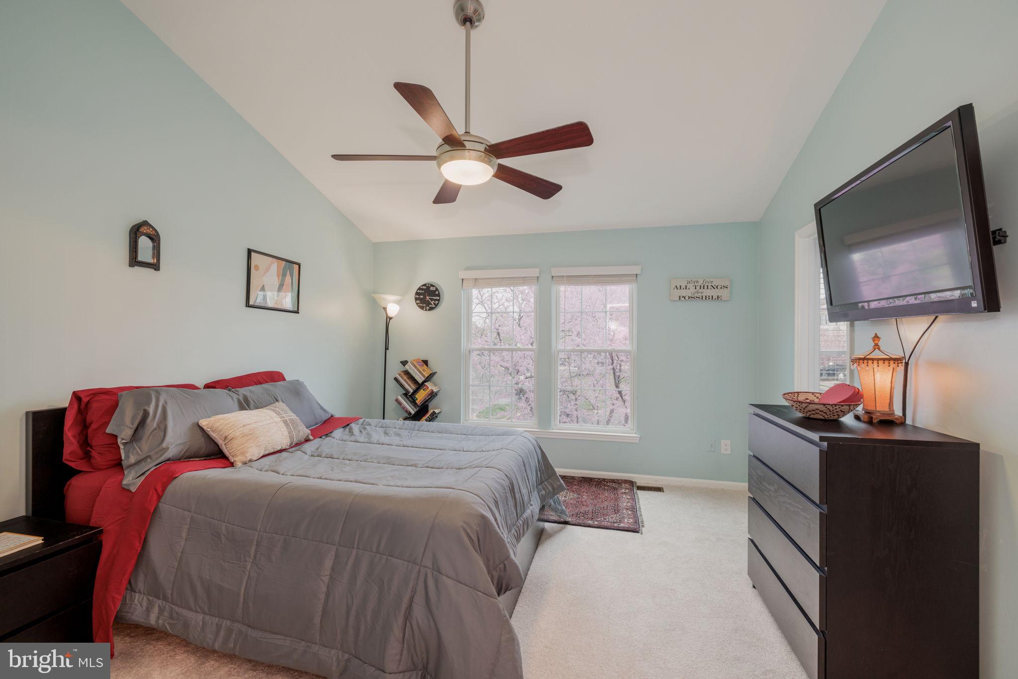 MANCHESTER LAKES - Residential