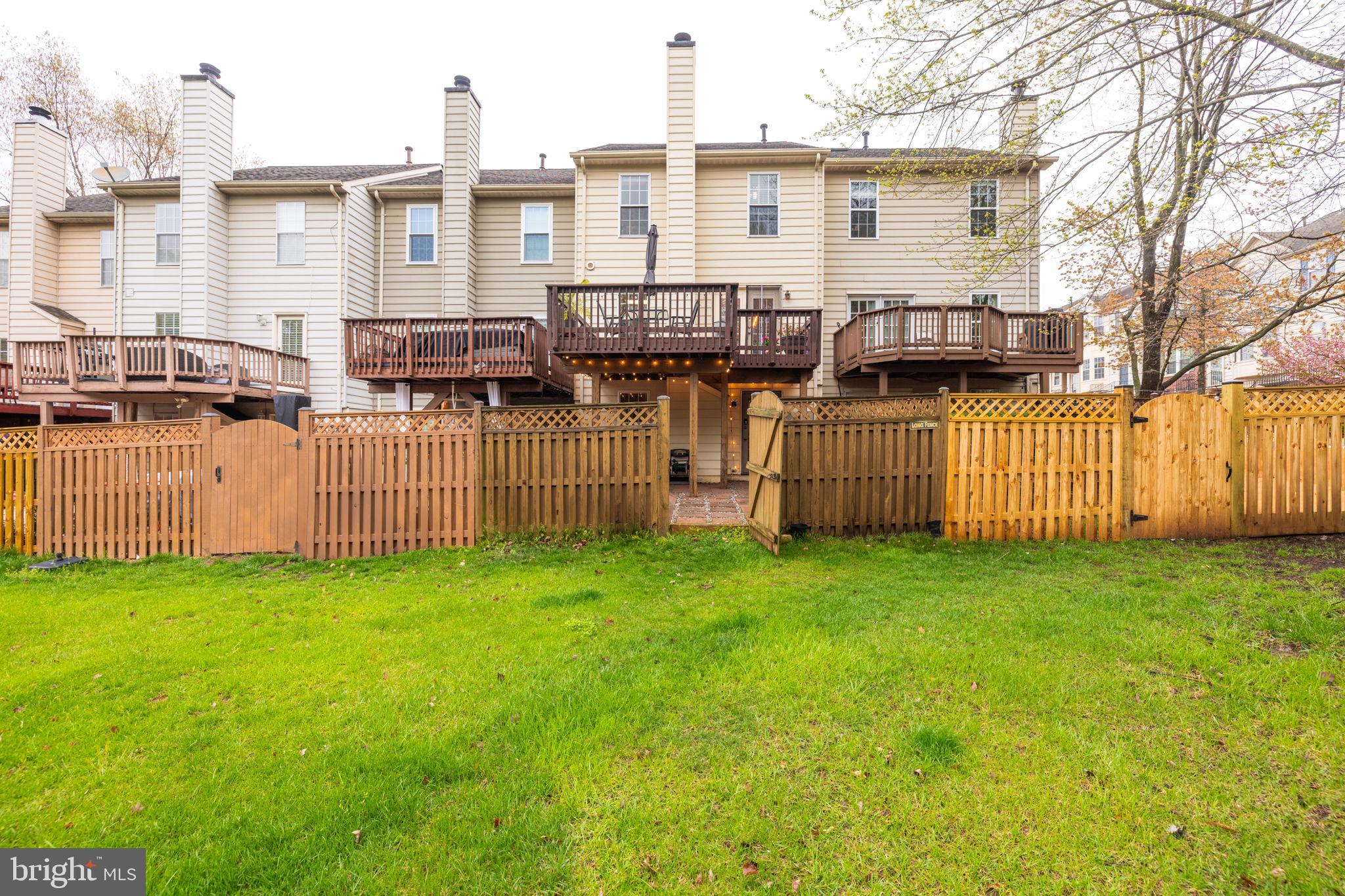 MANCHESTER LAKES - Residential