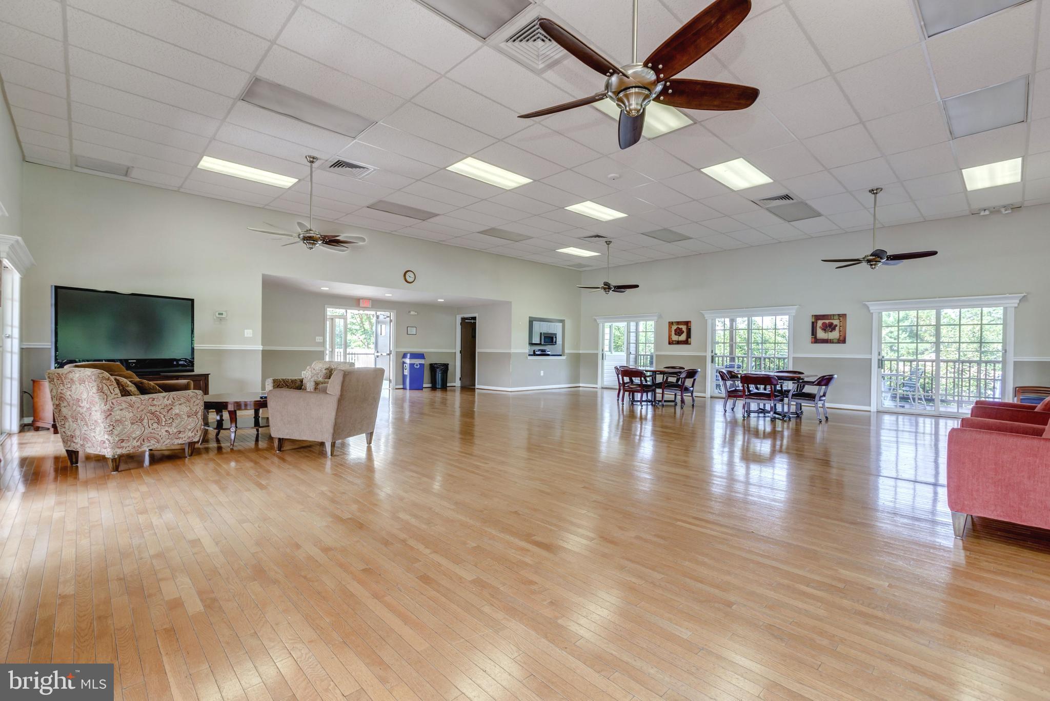 MANCHESTER LAKES - Residential