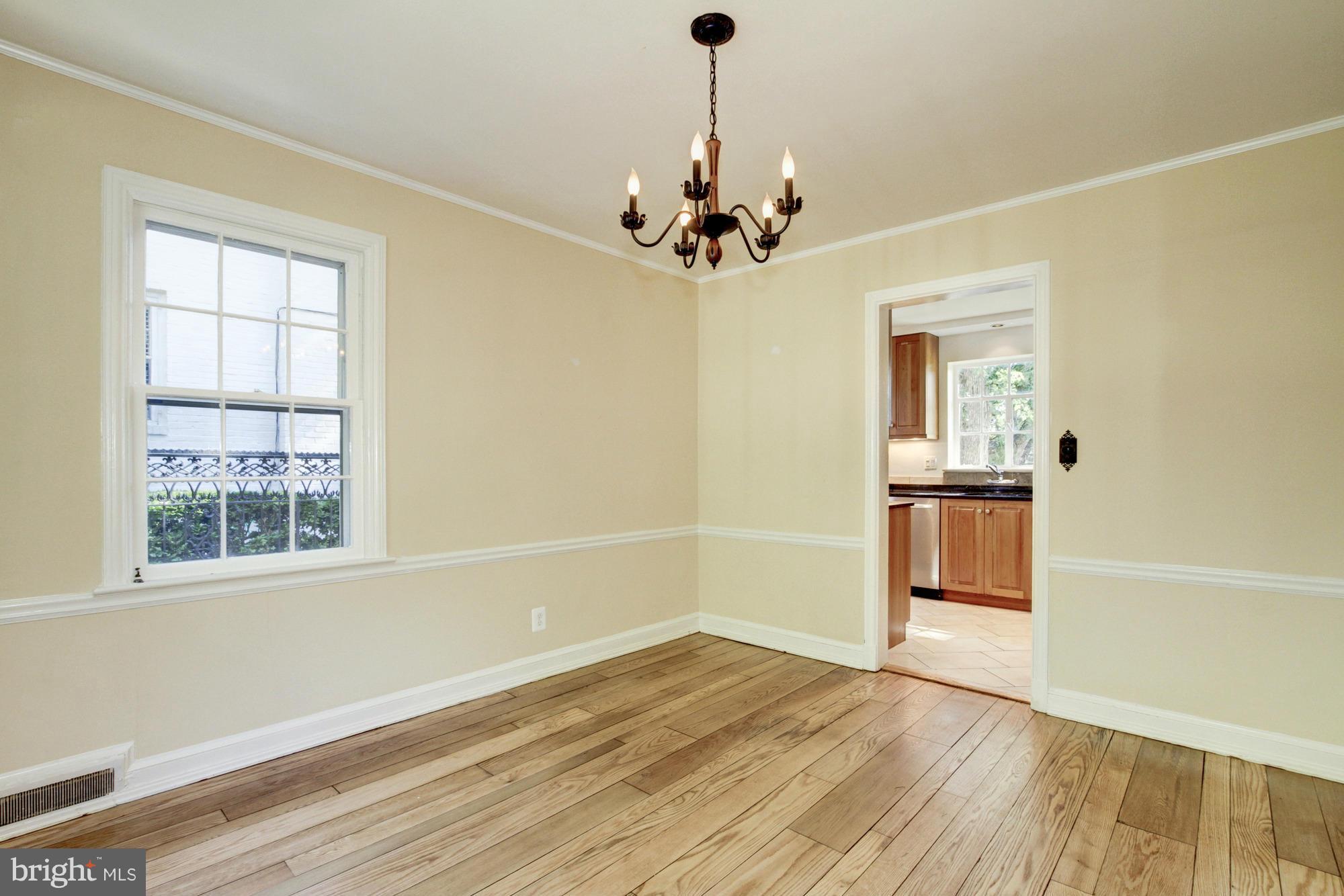 CHEVY CHASE - Residential