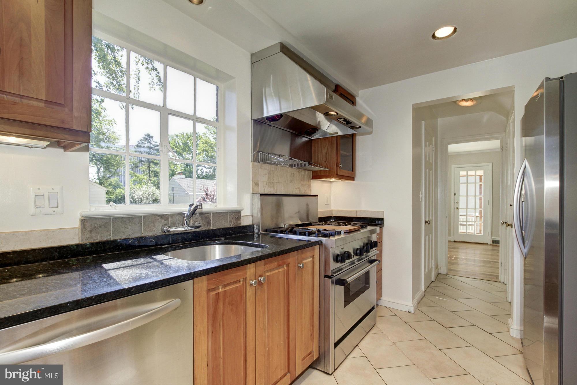 CHEVY CHASE - Residential