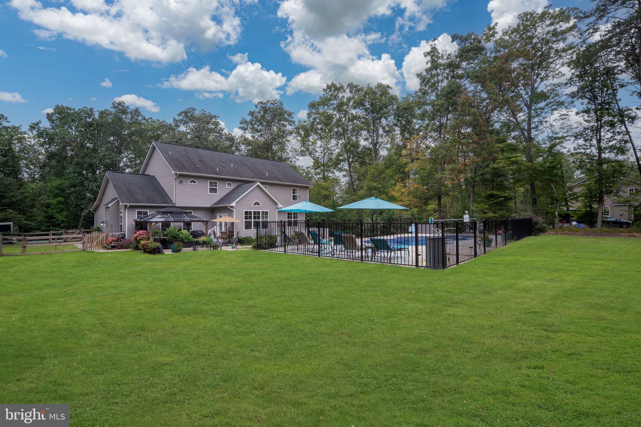 8205 MUSKET RIDGE LANE