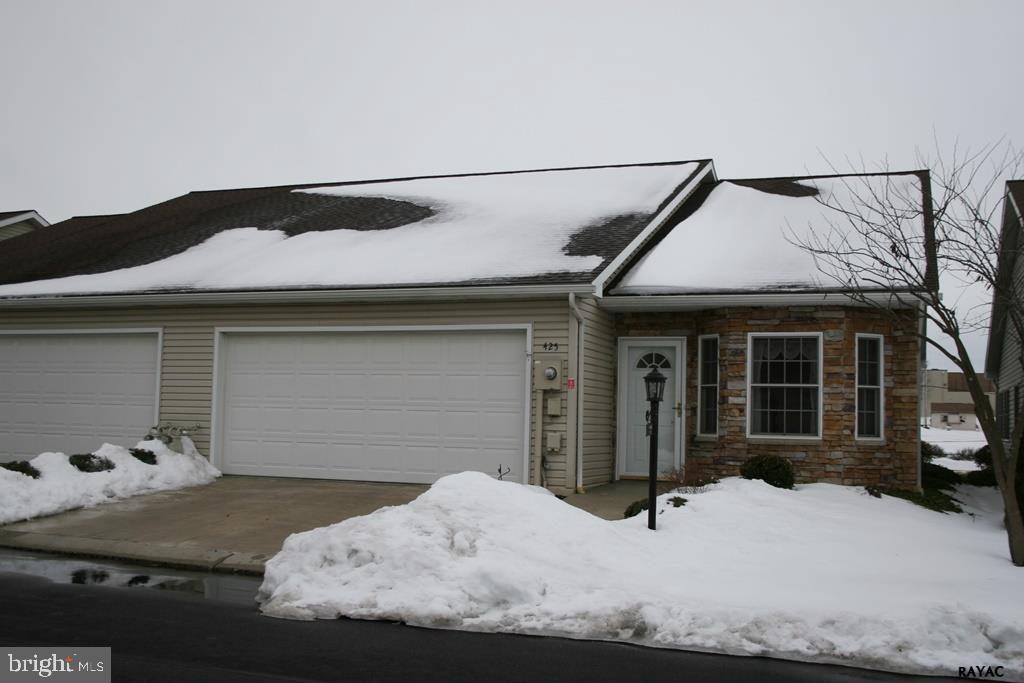 NORTH POINTE - Residential