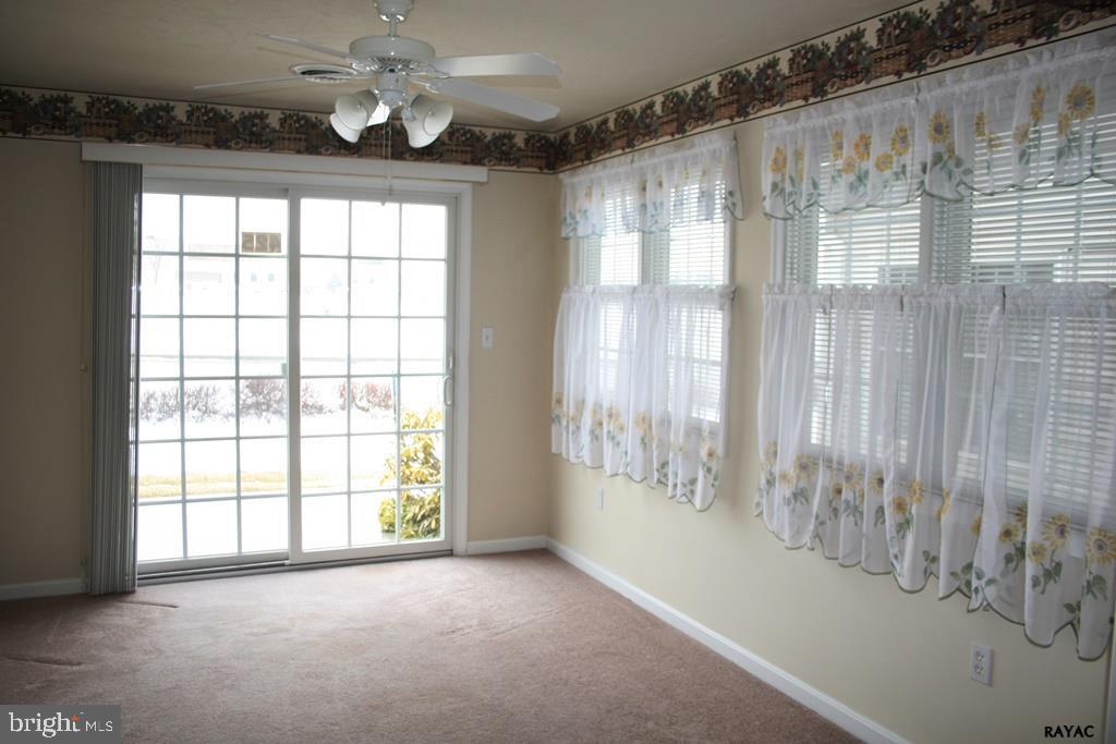 NORTH POINTE - Residential