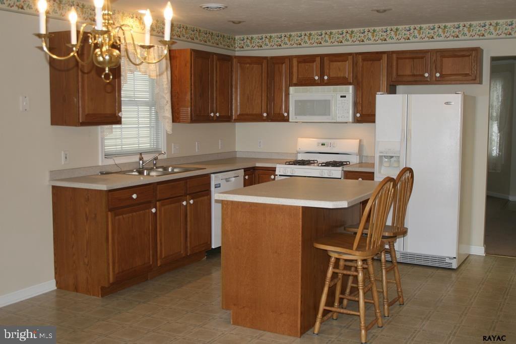 NORTH POINTE - Residential