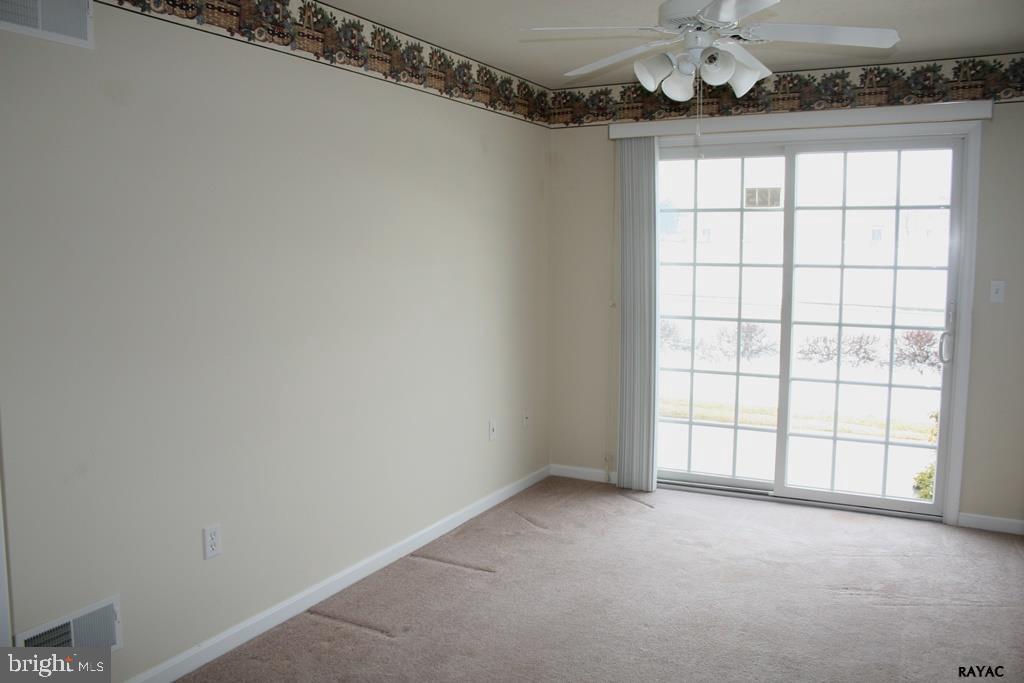 NORTH POINTE - Residential