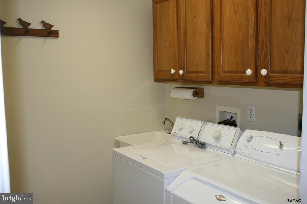 NORTH POINTE - Residential