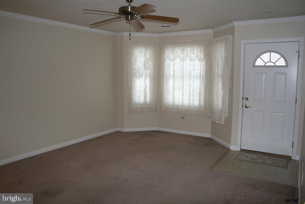 NORTH POINTE - Residential