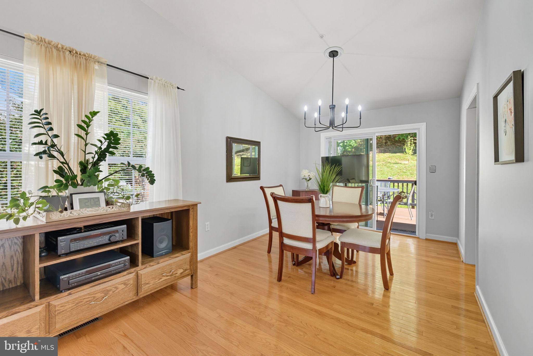 FORT WASHINGTON - Residential