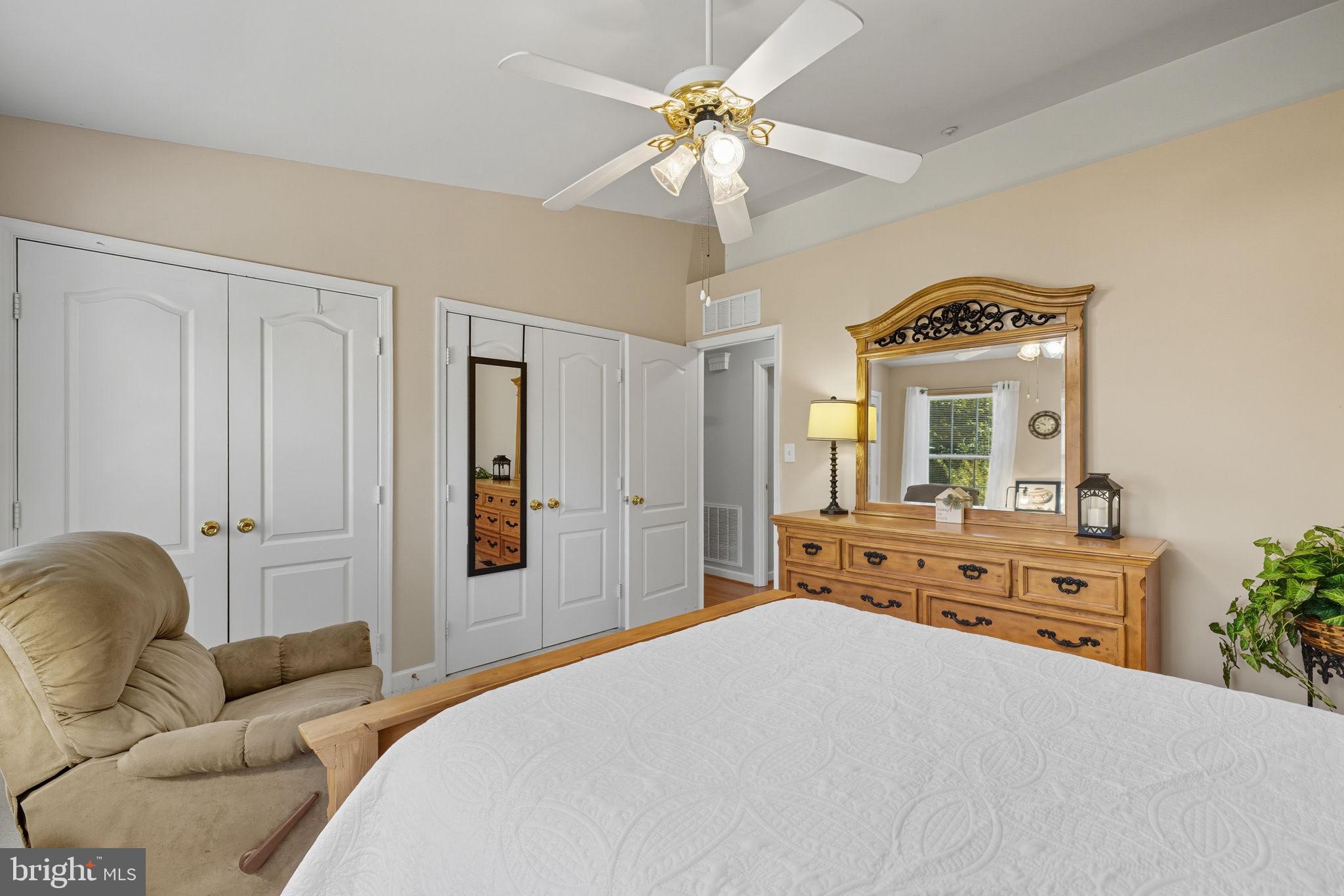 FORT WASHINGTON - Residential