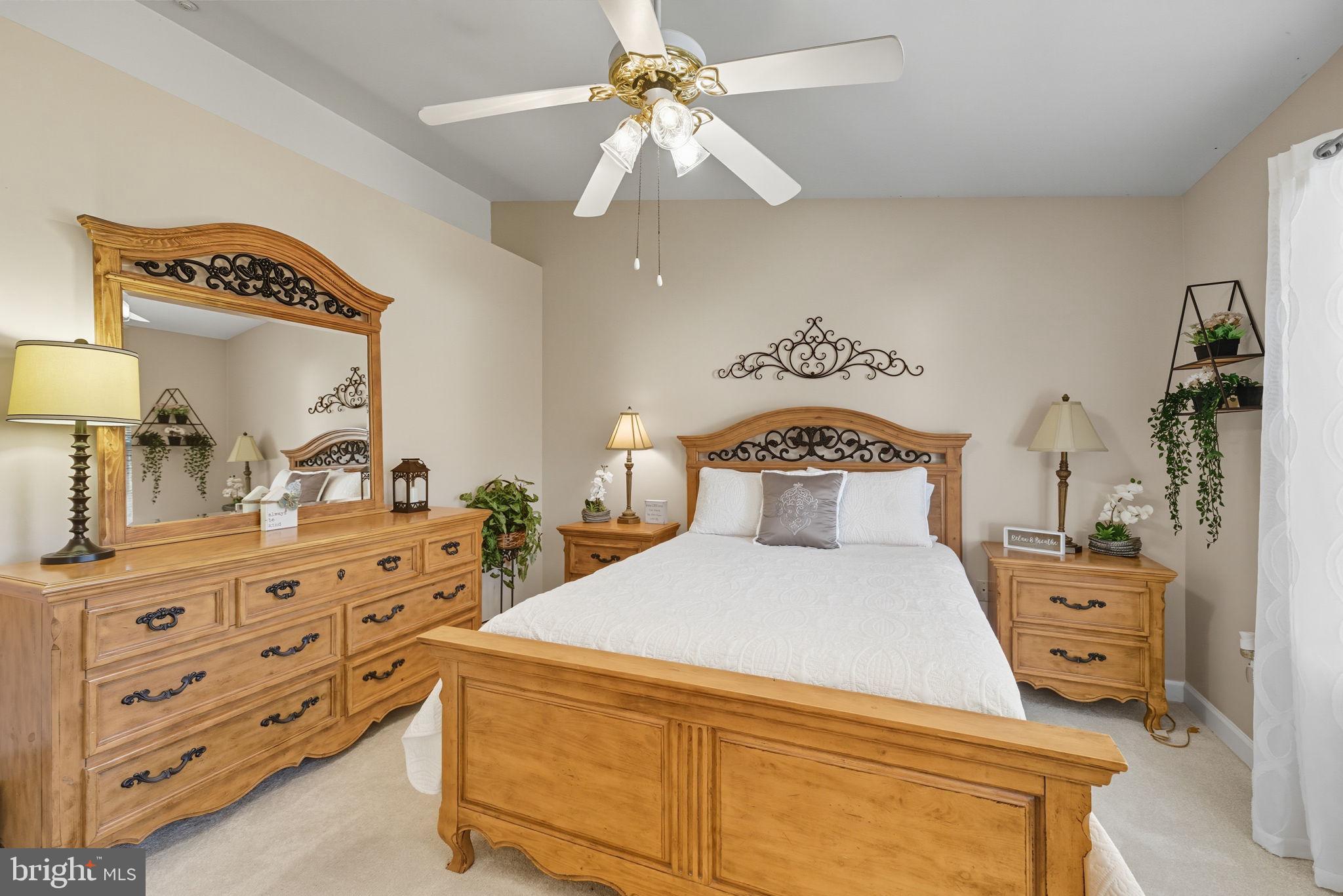 FORT WASHINGTON - Residential