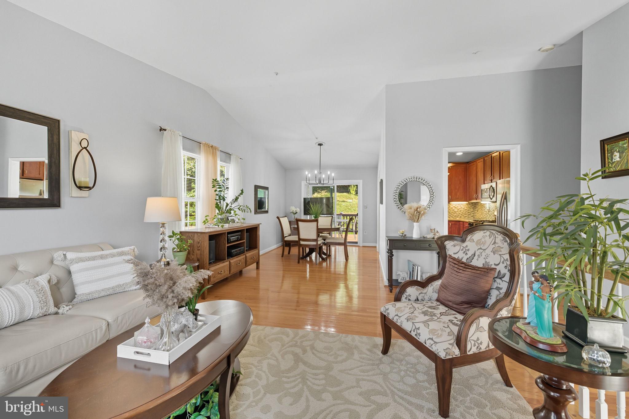 FORT WASHINGTON - Residential