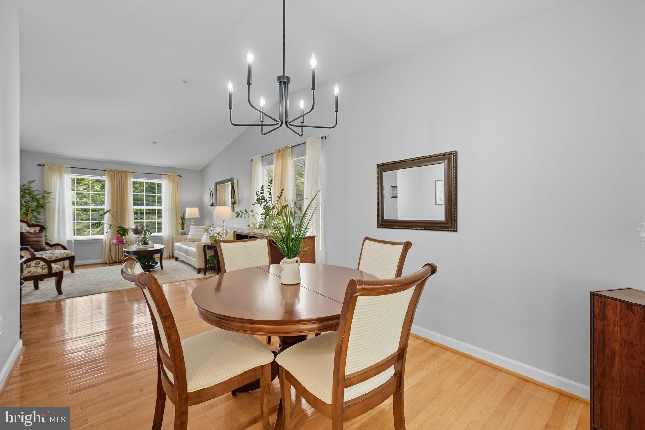 FORT WASHINGTON - Residential