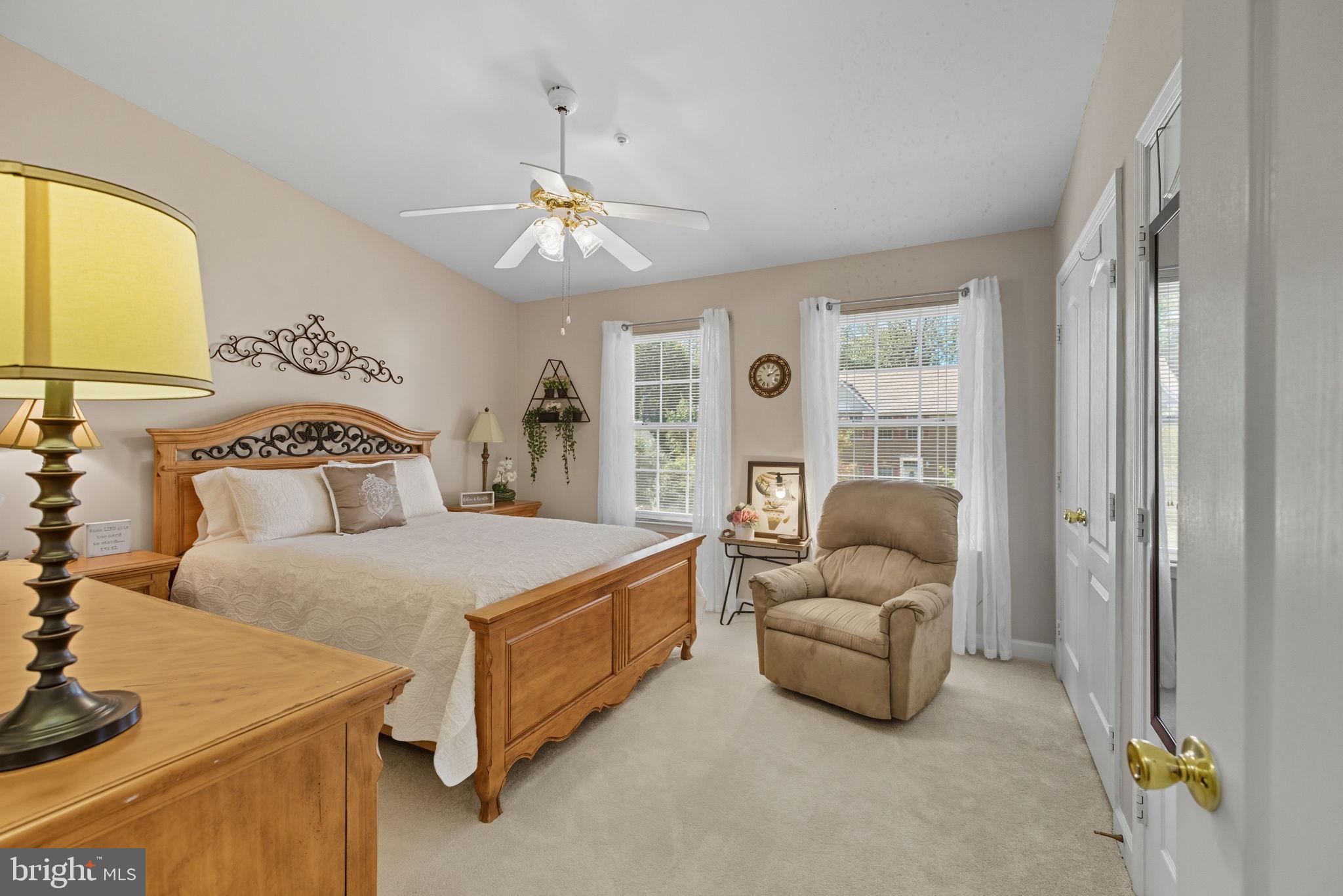 FORT WASHINGTON - Residential