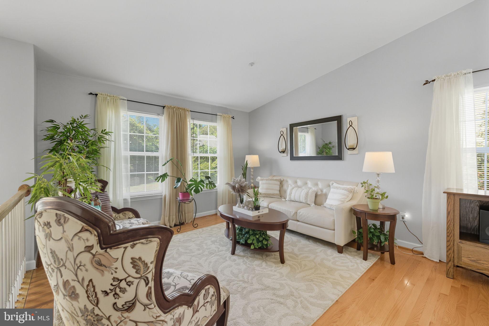 FORT WASHINGTON - Residential