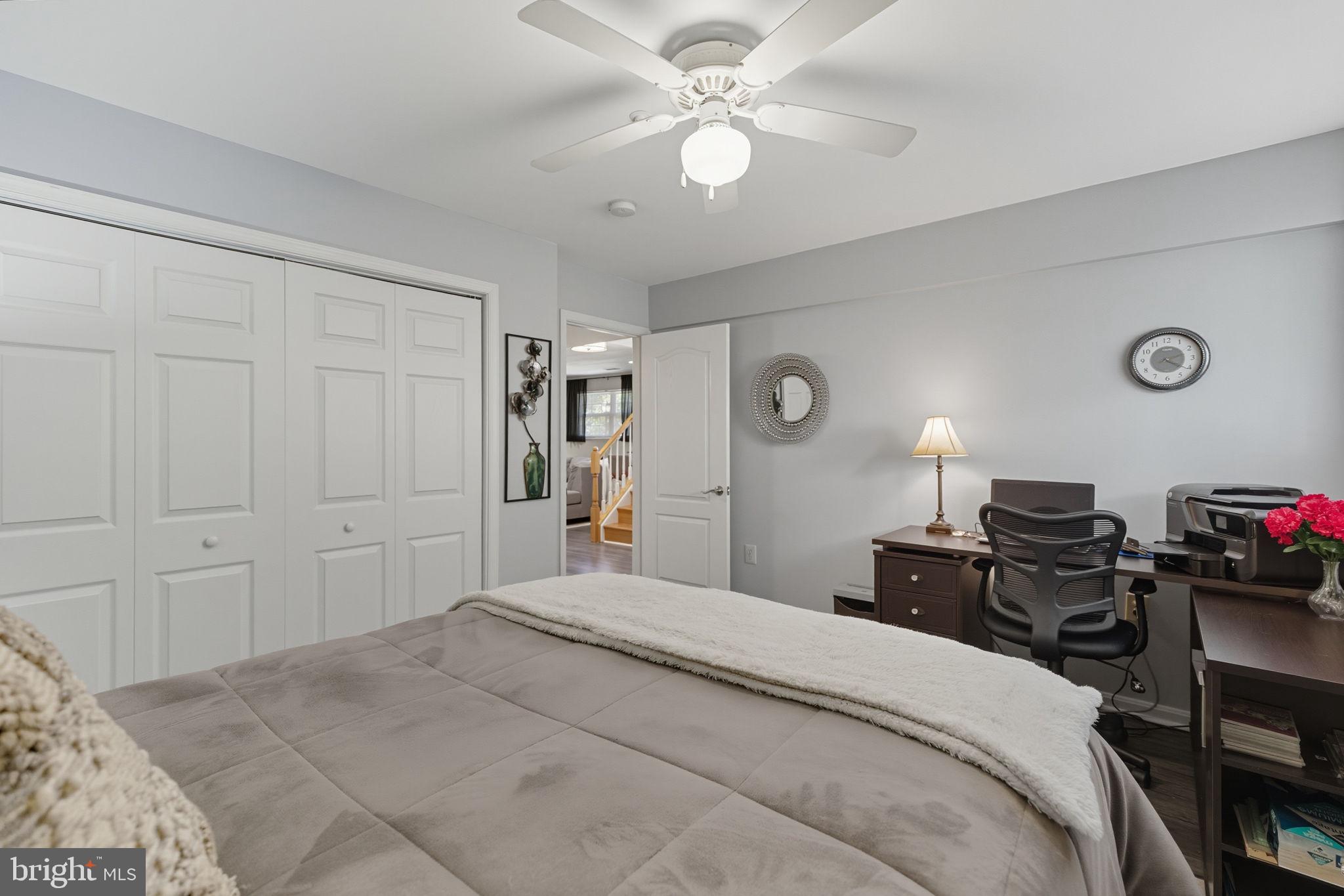 FORT WASHINGTON - Residential