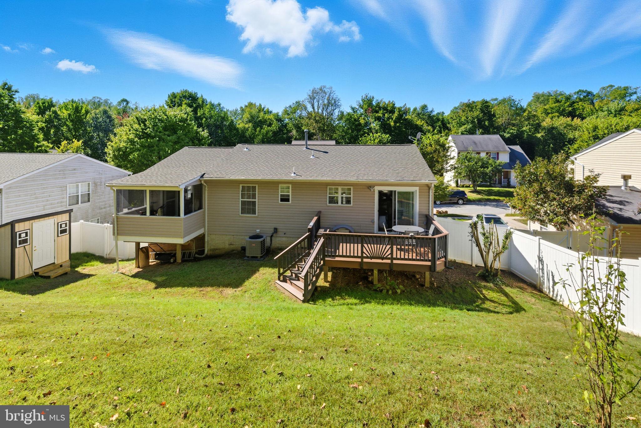 FORT WASHINGTON - Residential