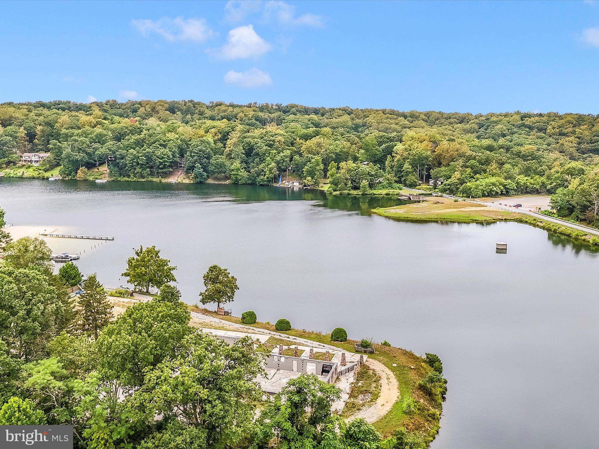 SHANNONDALE - Residential