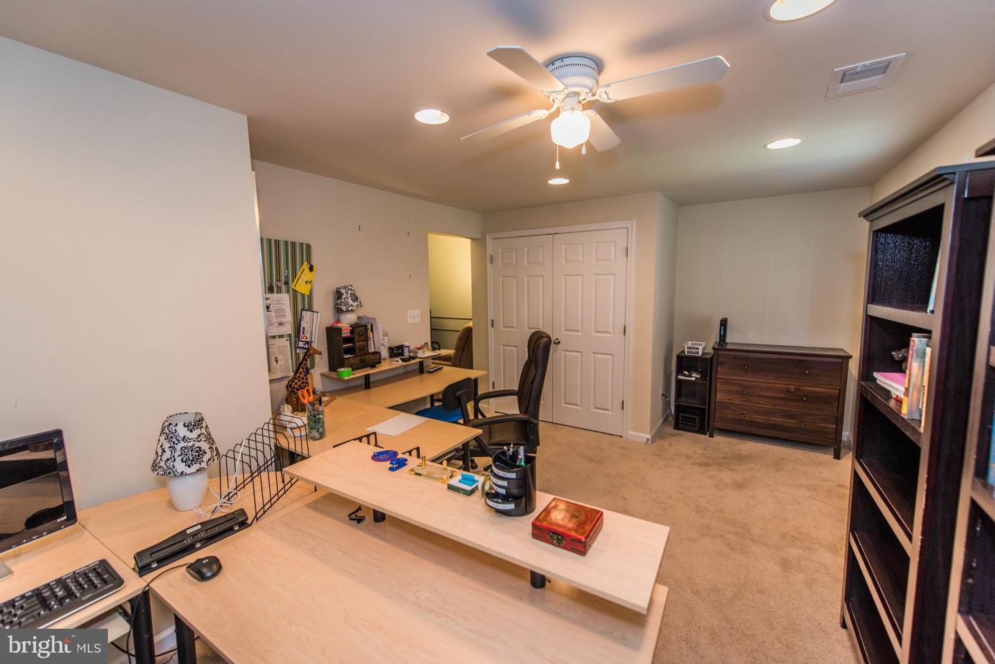 LAKELAND PLACE - Residential