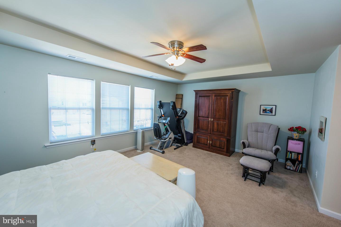 LAKELAND PLACE - Residential